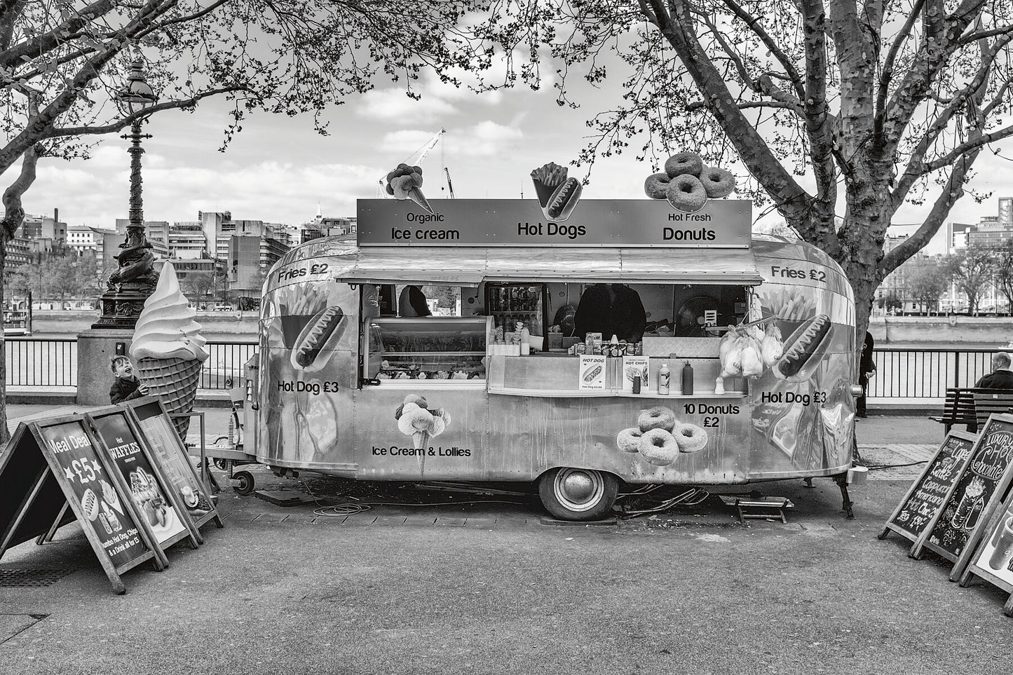 Airstream Hot Dog Bar, The South Bank, London